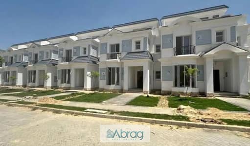 Townhouse for sale in Mountain View iCity 6 October Phase The Lake