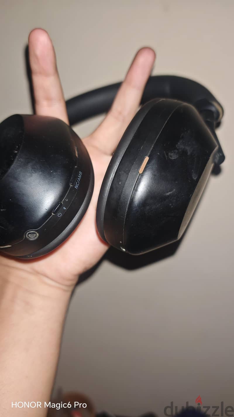 Sony 1000XM5 4