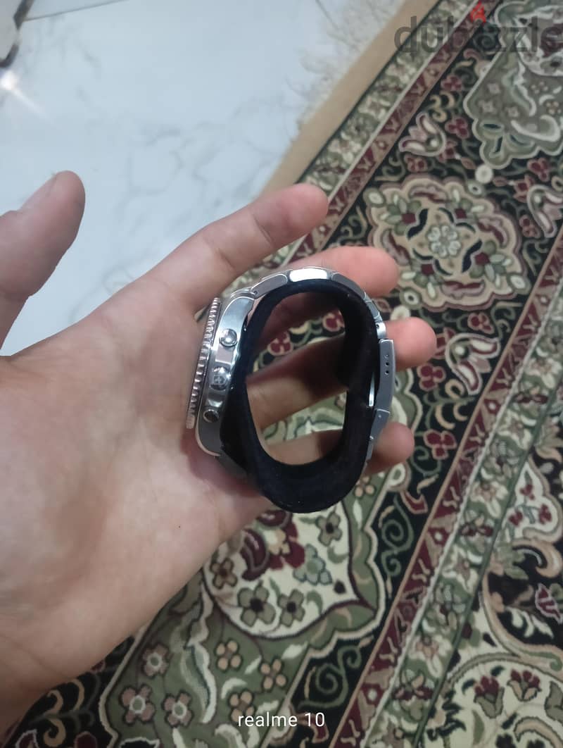 ساعة  victorinox 1