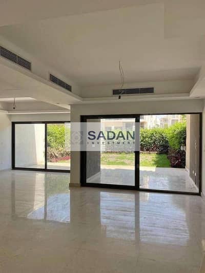 شقة متشطبة بالكامل باكبر جاردن بخصم 23%_ في الباتيو اورو في قلب التجمع الخامس دقائق من الجامعة الامريكية AUC شقة متشطبة بالكامل باكبر جاردن بخصم 23%_ في الباتيو اورو في قلب التجمع الخامس دقائق من الجامعة الامريكية AUC
