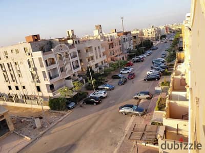 روف للبيع – 170 م² في الحي الثامن – الشيخ زايد
