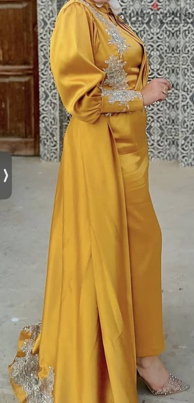 فستان سواريه تحفة في اللبس