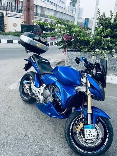 Honda hornet