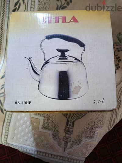 براد استلس استيل
