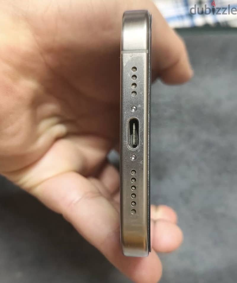 Apple - iPhone 15 Pro Max 4