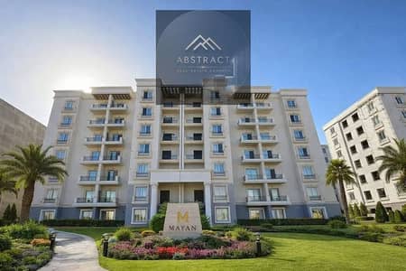Apartment for sale, immediate delivery, ultra-super-luxury on the Suez Road, in front of the open-air Madinaty, in installments over 10 years