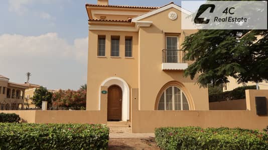 ريسيل فيلا توين هاوس كلاسيك ب مقدم و اقساط مساحة 238 متر في هايد بارك فيو على لاند سكيب التجمع الخامس القاهرة الجديدة، بالقرب من ماونتن فيو آي سيتي