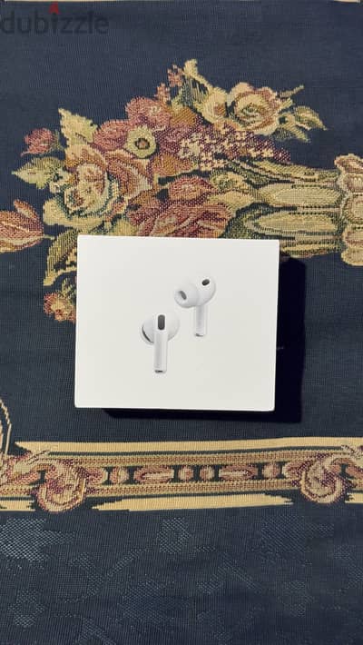 AirPods Pro 3 Original - متبرشمة زيرو لسرعة البيع