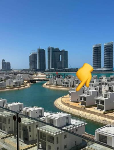 دوبلكس لقطة للبيع بالسعر القديم ع البحر مباشرة متشطب بالكامل تشطيب فندقي استلام فوري في كمبوند مزارين العلمين الجديدة ( تابع هيئة المجتمعات العمرانية)