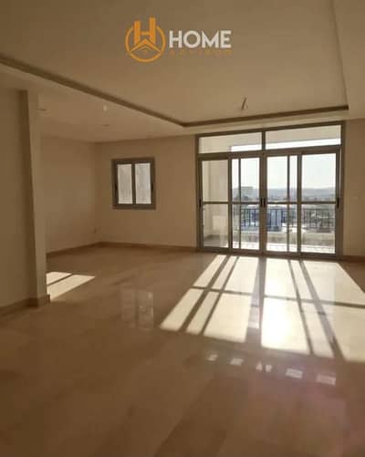شقة أول سكن للإيجار في كايرو فيستيفال سيتي | 186م | تشطيب فاخر بمطبخ مجهز وتكييفات كاملة | فرصة مميزة للسكن الراقي