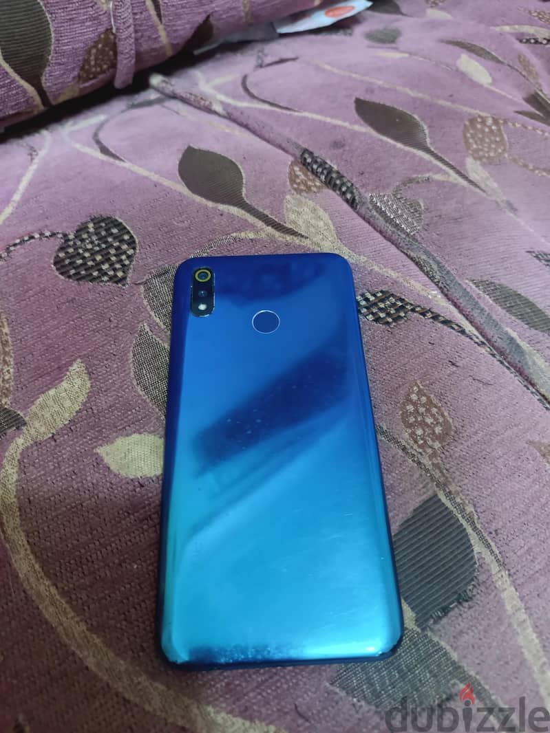 Realme 3 2