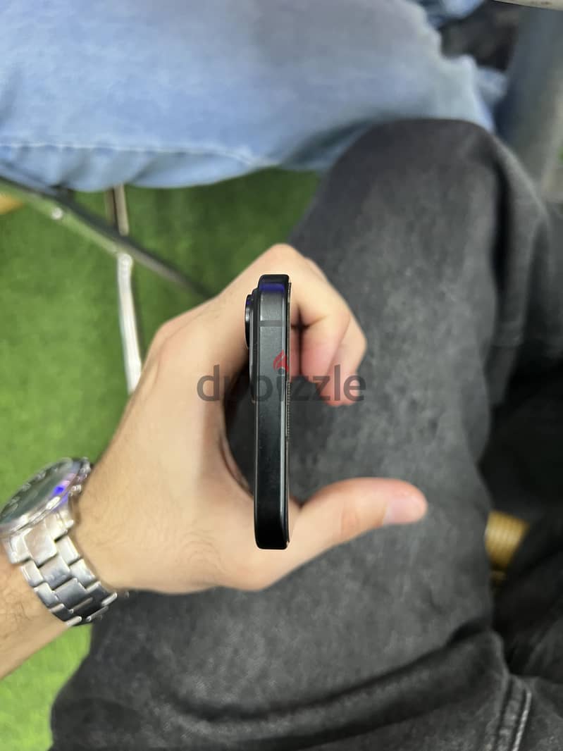 Apple - iPhone 15 6