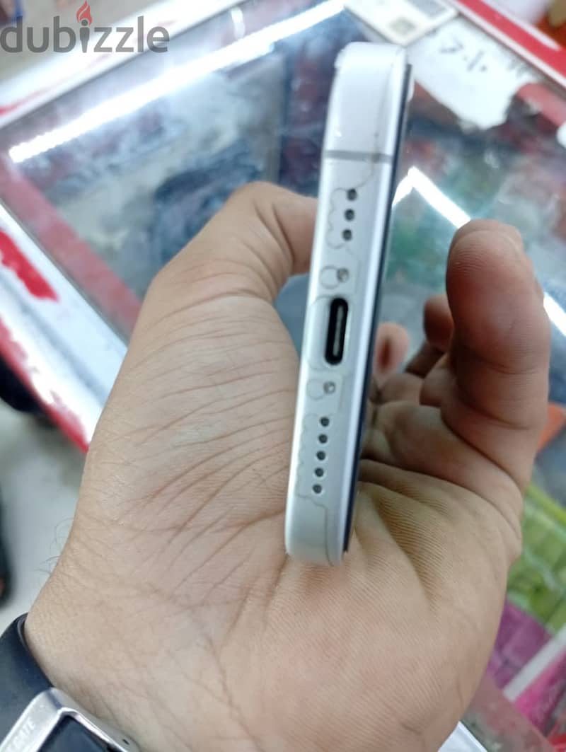 Apple - iPhone 17 3