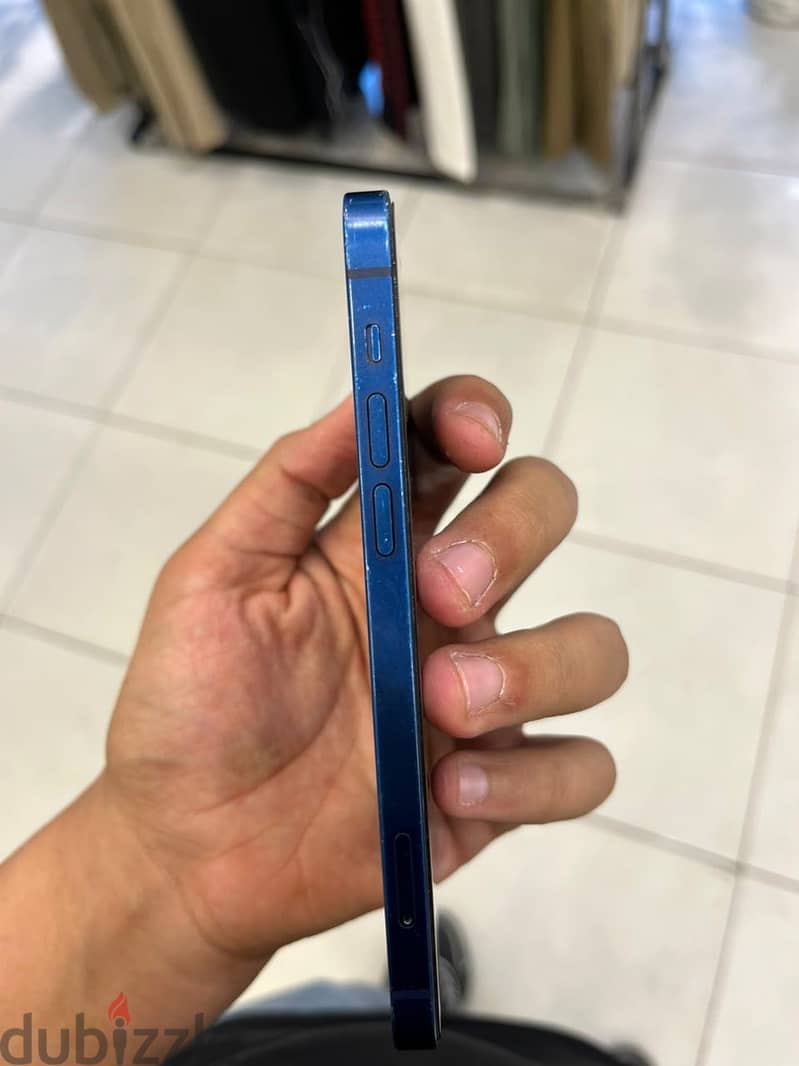 Apple - iPhone 12 6