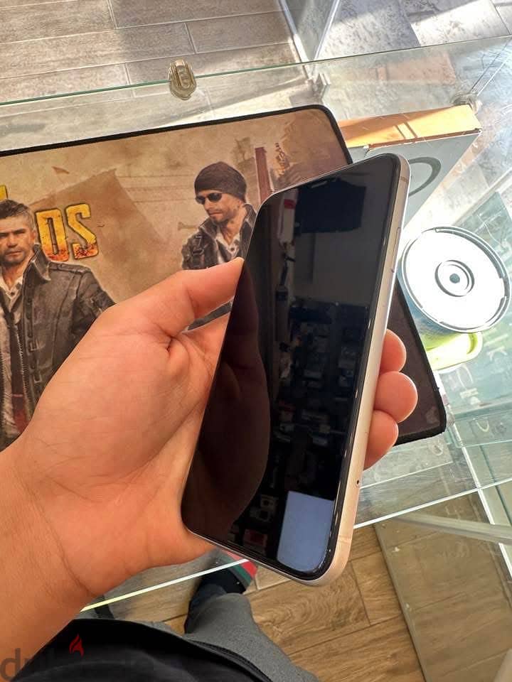 Apple - iPhone 11 2