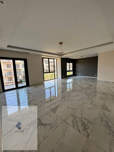 Apartment for rent in New Cairo inside the Eastown Sodic compound area of 200 m 3 bedrooms master room landscape view prime location next to the American University
