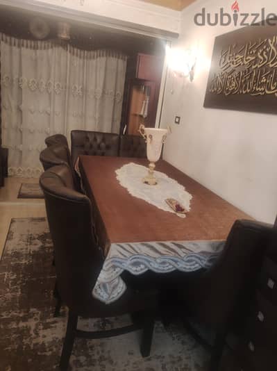 سفرة مستعمل سليمه بالكامل