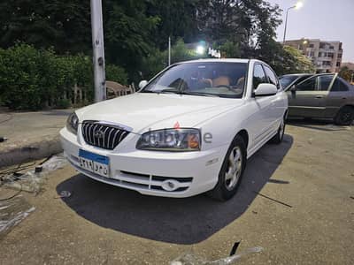 هيونداي افانتي 2004