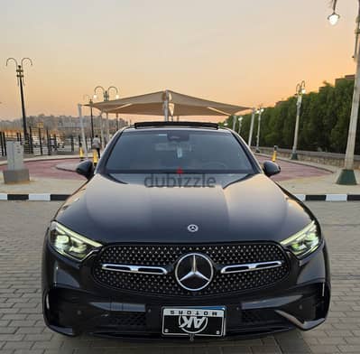 مرسيدس بنز جى إل سى 300 2025