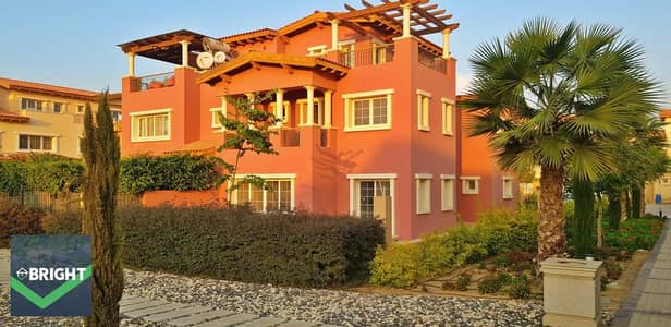 R t m 113 meter apartment Hyde Park view landscape