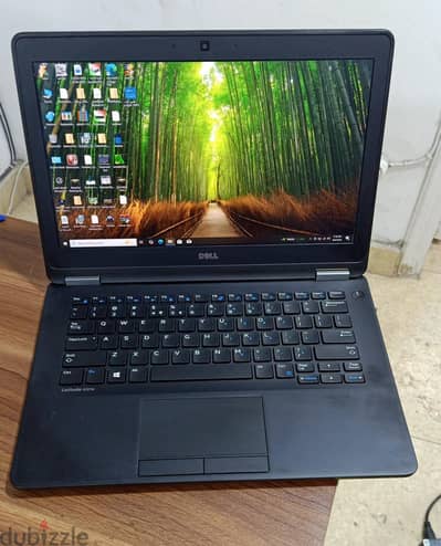Dell Latitude E7270/Core iv 6th Gen /RAM 16GB/SSD 128GB/14"Display