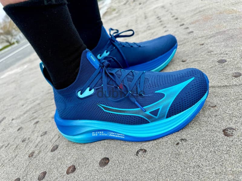 Mizuno Neo vista 1