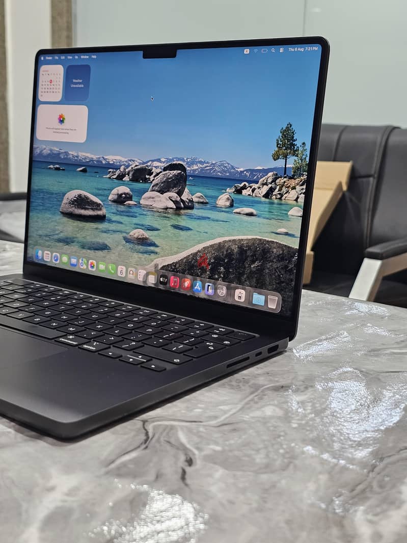 MacBook Pro M4 Max 36 Ram 1tb 5