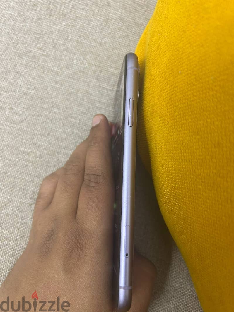Apple - iPhone 11 4