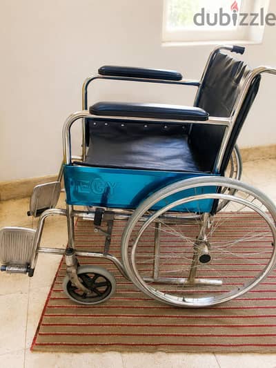كرسي متحرك مانيوال قابل للطي Manual Wheelchair