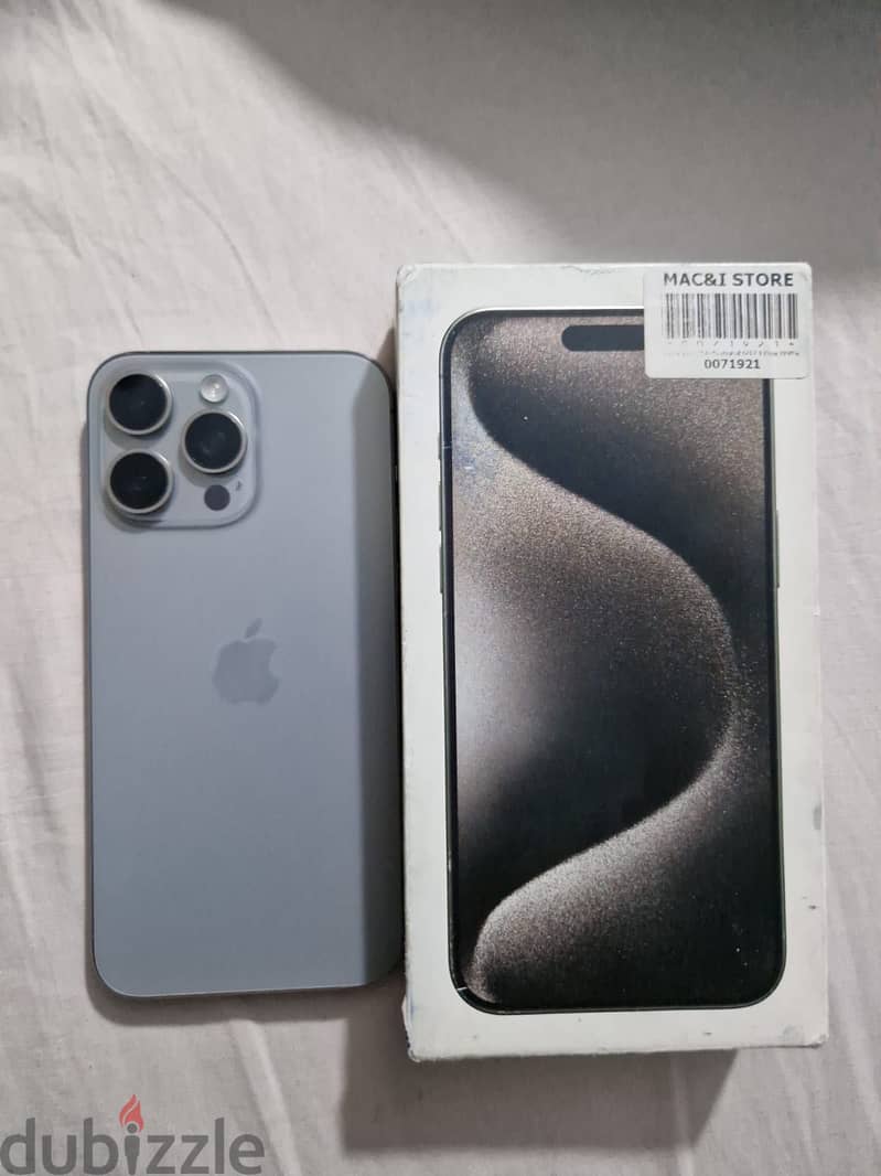 Apple - iPhone 15 Pro Max 3