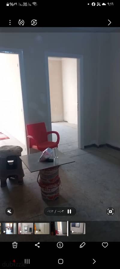 شقة للايجار بشارع العزيز بالله الرئيسى موقع ممتاز