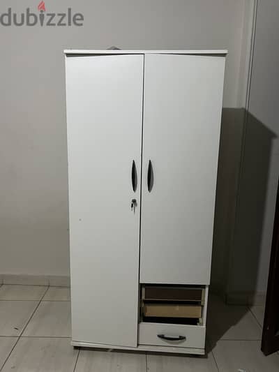 دولاب للبيع