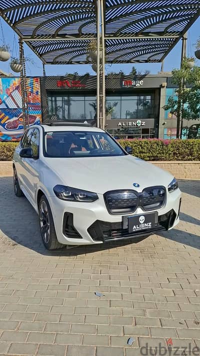 BMW IX3 2024