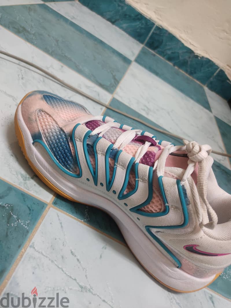 Basketball shoes 3