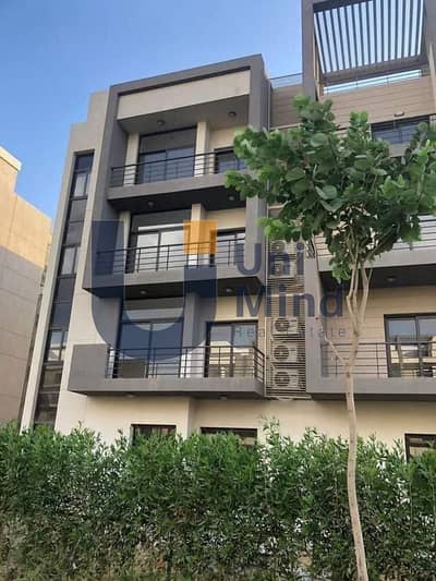 شقه للبيع استلام فوري متشطبة بالتكييفات في كمبوند فيفث سكوير التجمع الخامس Fifth Square