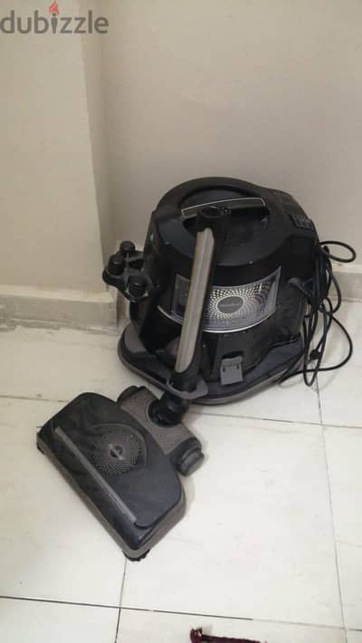 vacuum cleaner مستعمله  بلد الصنع: الولايات المتحدة