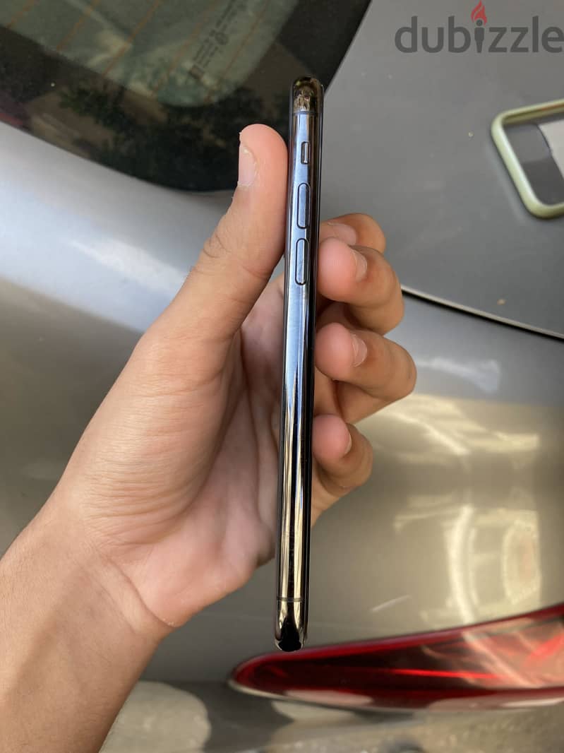 Apple - iPhone 11 Pro 4