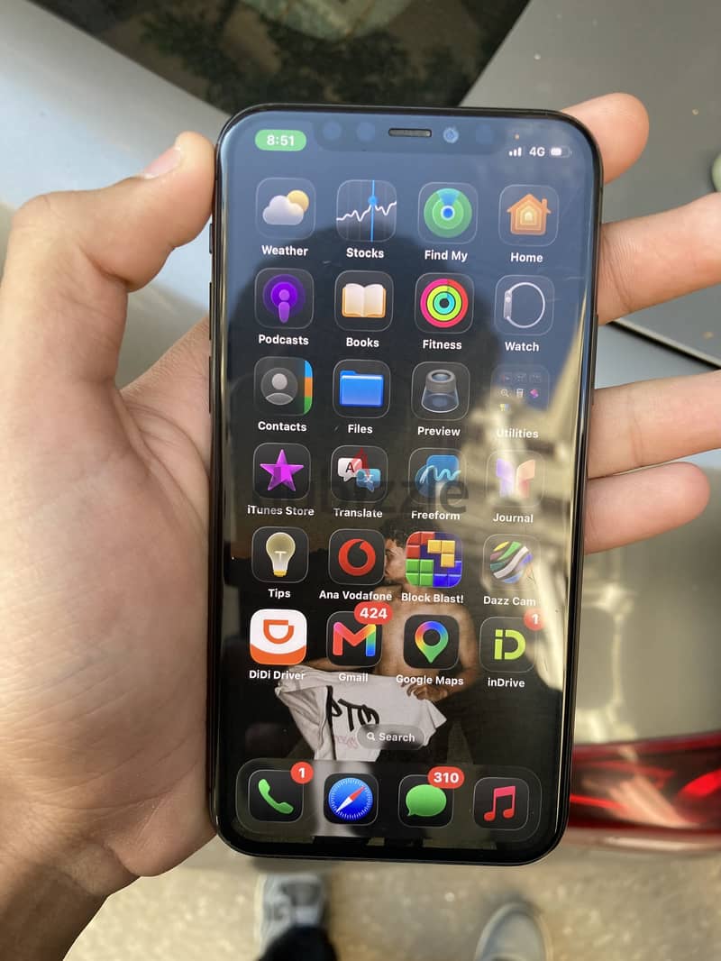 Apple - iPhone 11 Pro 6