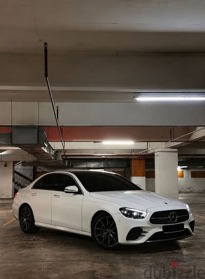 Mercedes-Benz E300 2023 | Luxury Car Rental
