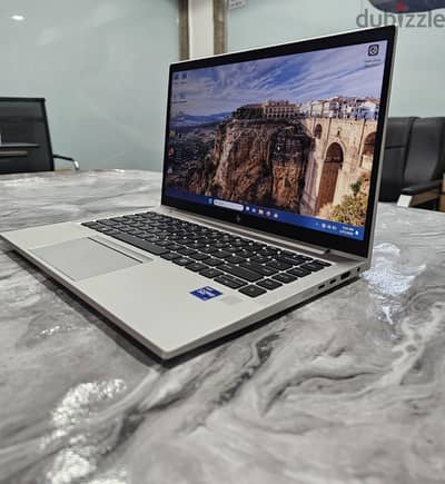 hp EliteBook 840 g8 Ci7 Gen 11 16 Ram 522 NVME