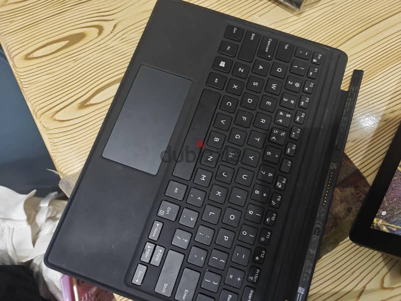 latitude 5290 2-in-1 4
