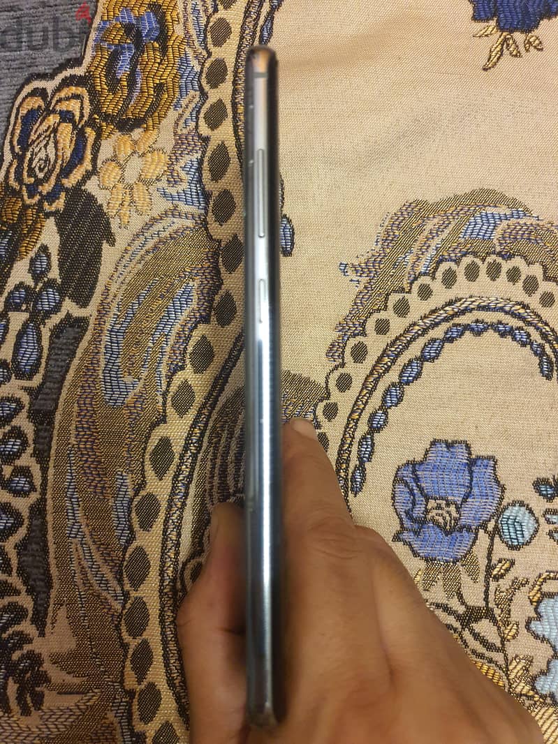 Samsung S10 Plus 5