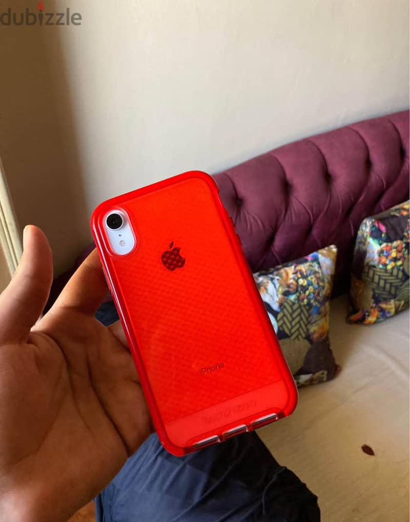 Apple - iPhone XR 3