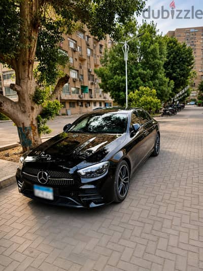 مرسيدس E200 2023 للإيجار بسائق أو بدون سائق Mercedes E200 Rental