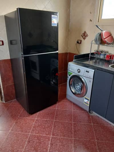 ستوديو مفروش للإيجار بالروف فيلا | الحي الرابع - التجمع الخامس   *Furnished Studio for Rent - Rooftop Villa - Fifth Settlement*   المساحة: 40م² الطابق الثالث روف   السقف معزول - أول سكن    متاح للسكن من: 11/8   غرفة نوم + حمام   مفروش بالكامل بأثاث وأجهز