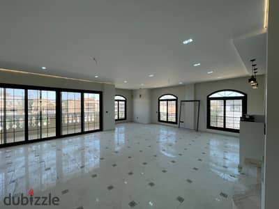 Apartment for Rent | Al Shouyafat Street - Fifth Settlement *تصلح اداري شقة للإيجار | شارع الشويفات - التجمع الخامس*   Area: 390m²  - Second Floor    Unfurnished - Fully Air-conditioned   3 Large Bedrooms   3 Modern Bathrooms   Elegant Reception 4 Pieces   غ