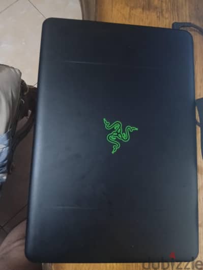 Razer Blade 15 i7 7700HQ GTX 1060 لابتنزبزوب جيمنجX 1060 /تب
