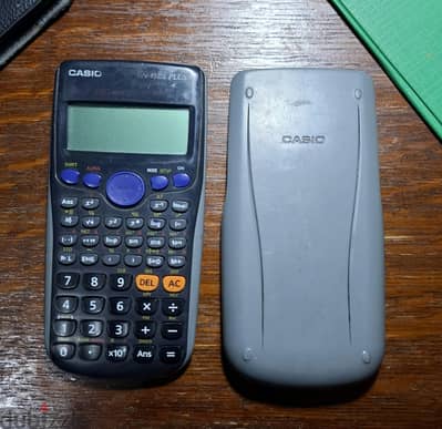 الة حاسبة كاسيو Casio FX-95 ES Plus