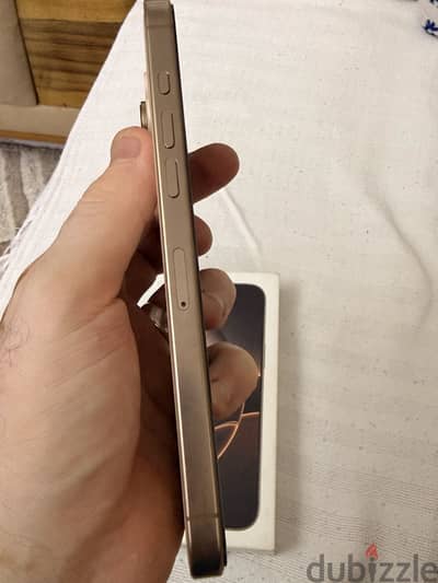Apple - iPhone 16 Pro Max