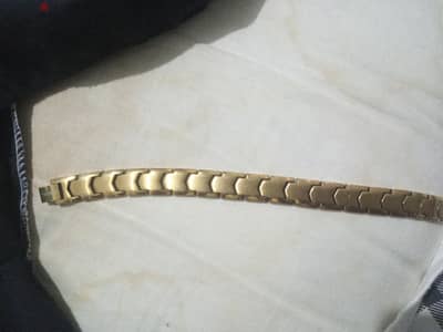 اسورة دهبي